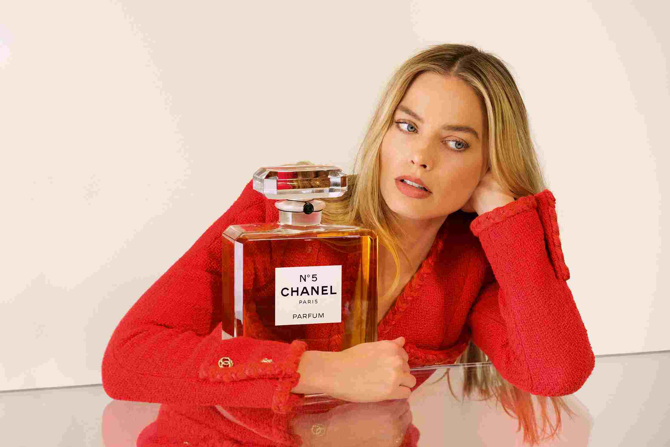 Margot Robbie je novo lice CHANEL N°5