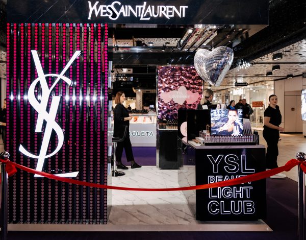 Otvoren je luksuzni pop-up store YSL Beauty Light Club u Sarajevu